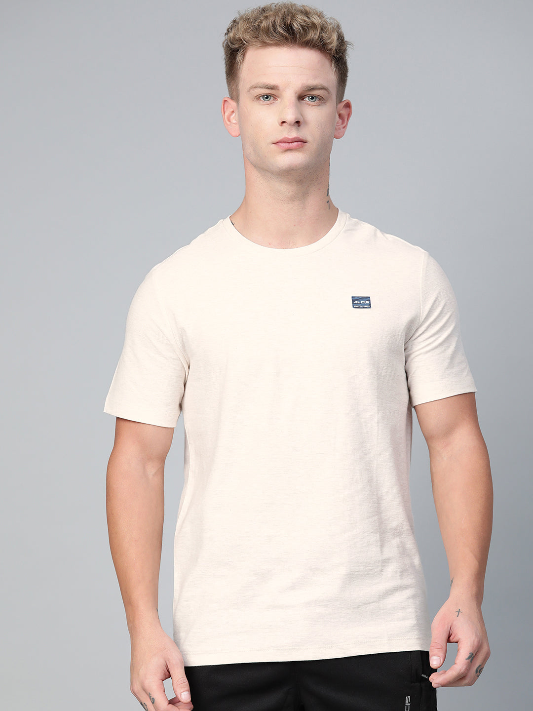 Alcis Men Off-White Solid Round Neck Slim Fit Sports T-shirt