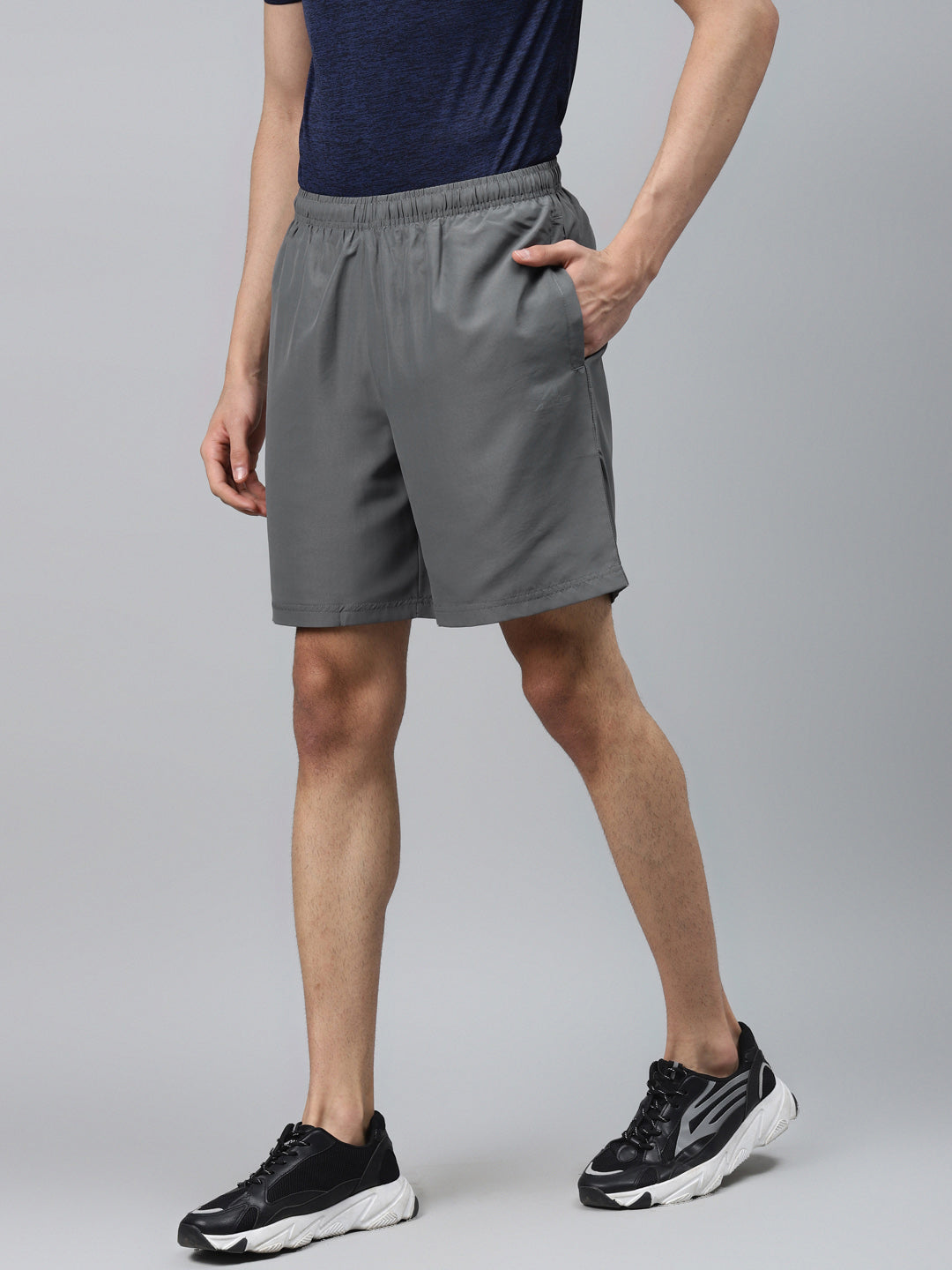 Alcis Men Grey Solid Regular Fit Sports Shorts