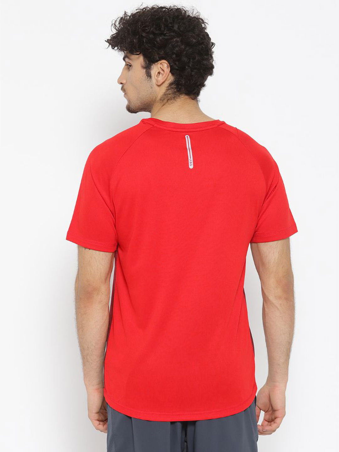 Alcis Men Red  Black Printed Slim Fit Round Neck Running T-shirt