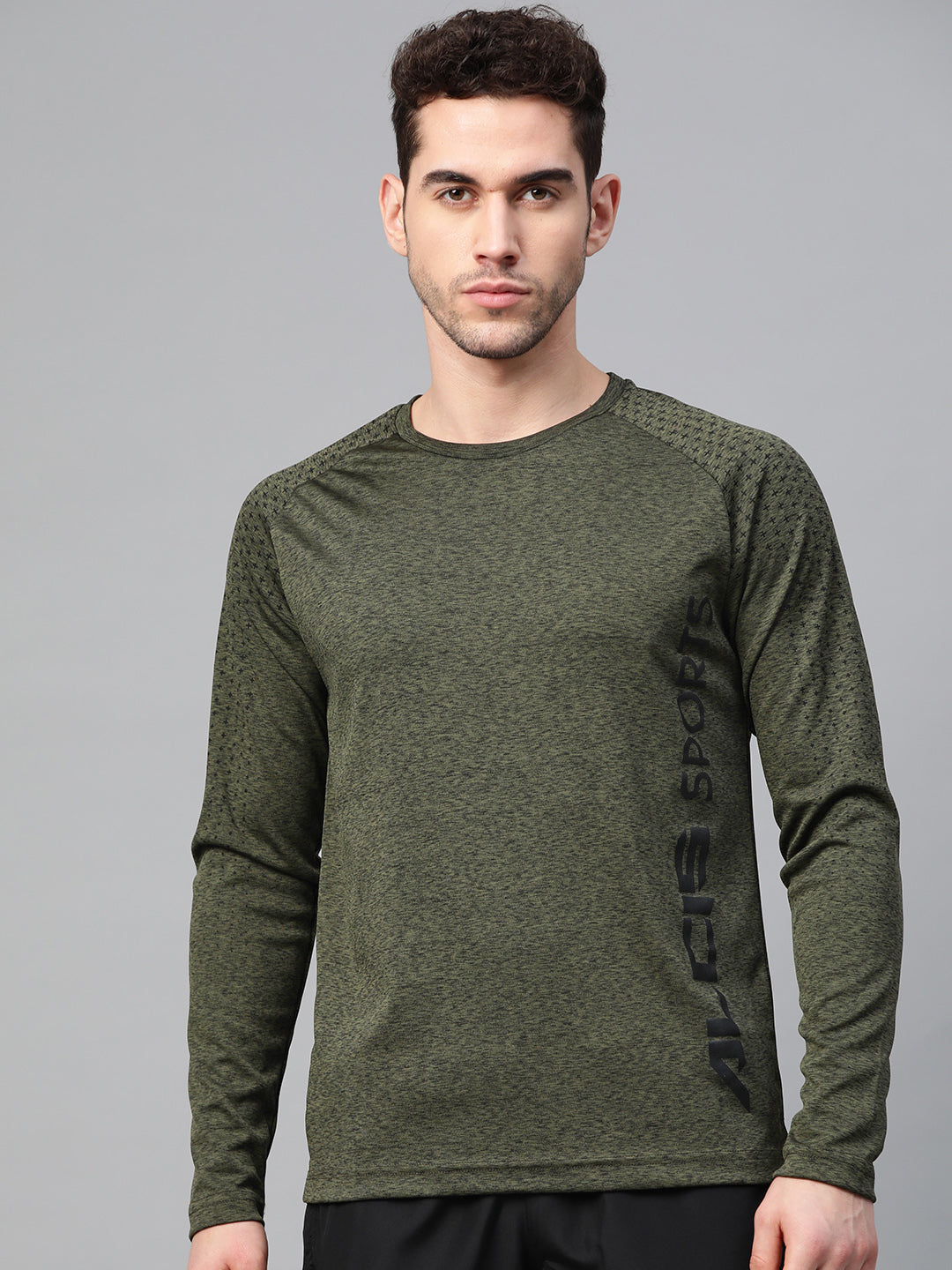 Alcis Men Olive Green  Black Grindle Effect Printed Round Neck Sports T-shirt