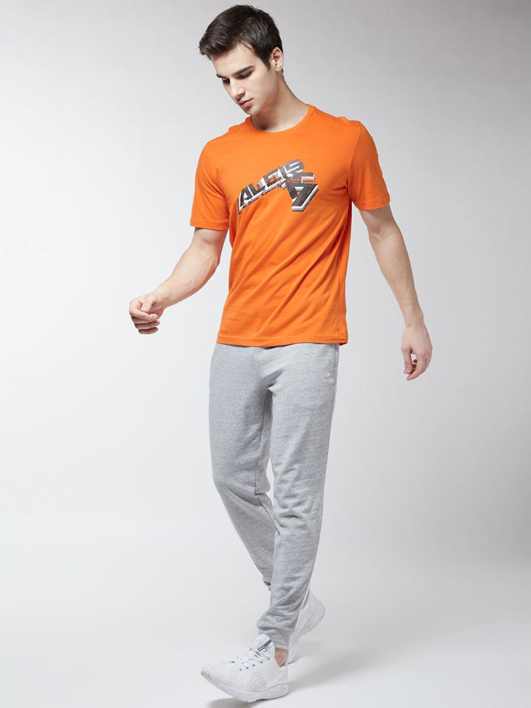Alcis Men Orange Printed Round Neck Training T-shirt