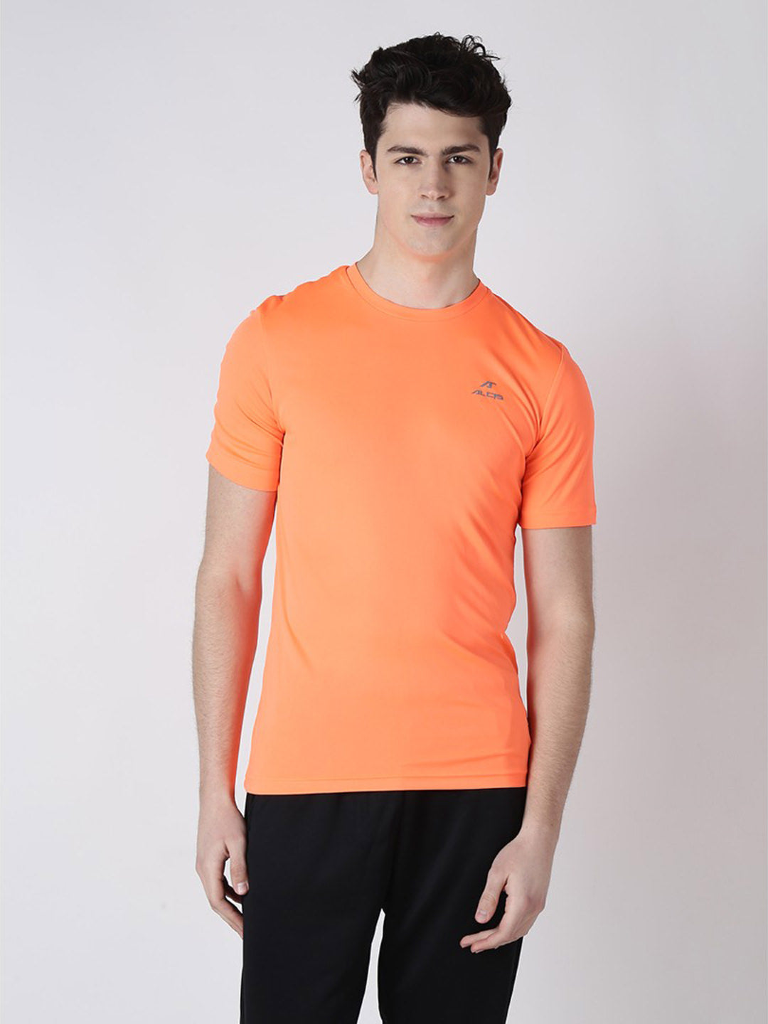Alcis Men Orange Solid Round Neck T-shirt