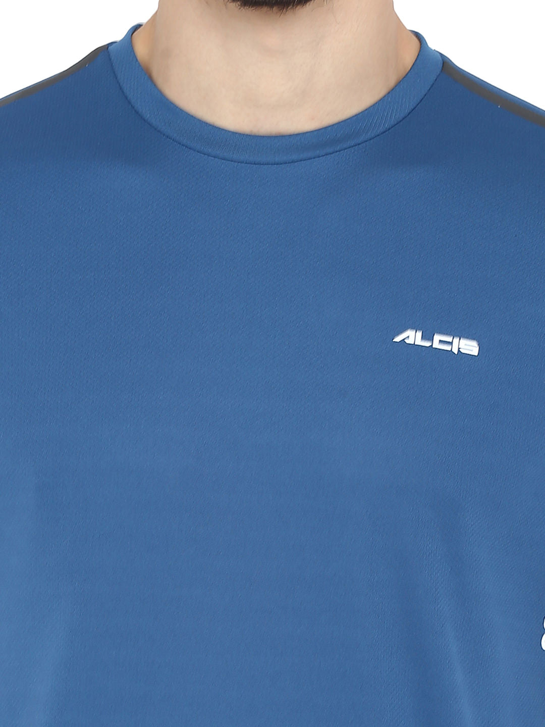 Alcis Men Solid Blue Tshirts