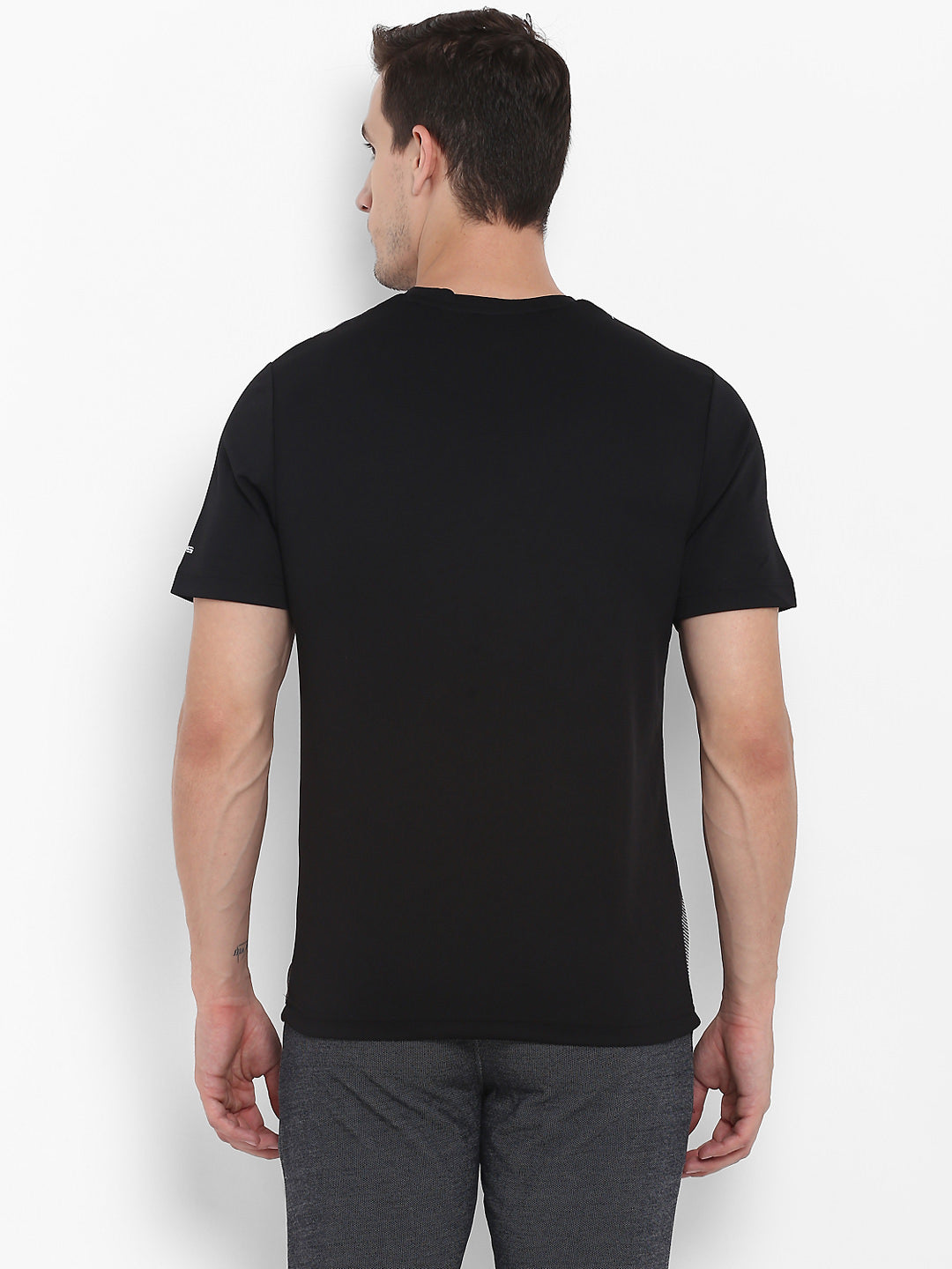 Alcis Men Black Printed Round Neck T-shirt