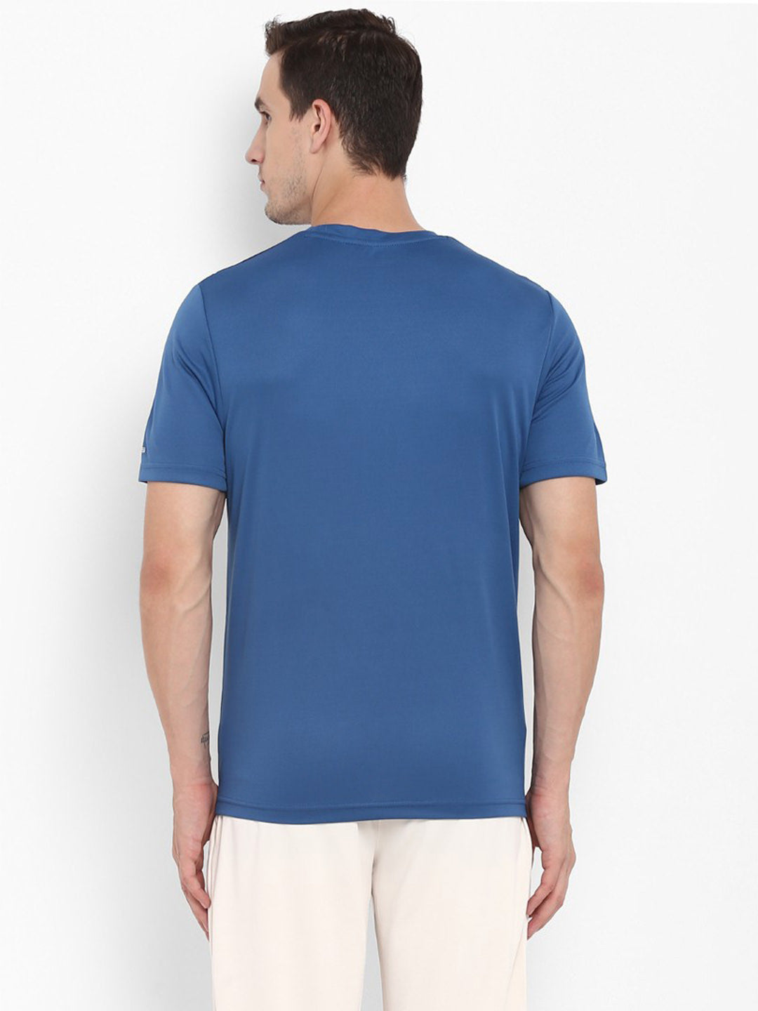 Alcis Men Blue  Black Printed Dry Tech Slim Fit Round Neck T-shirt