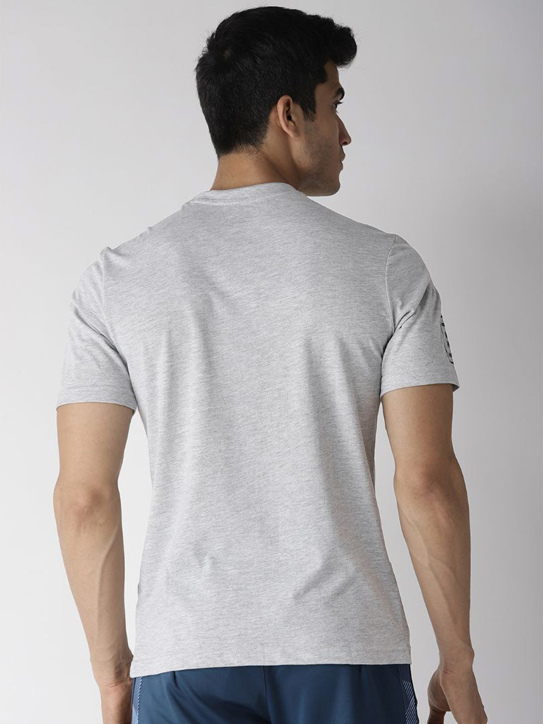 Alcis Men Grey Melange Solid Round Neck T-shirt