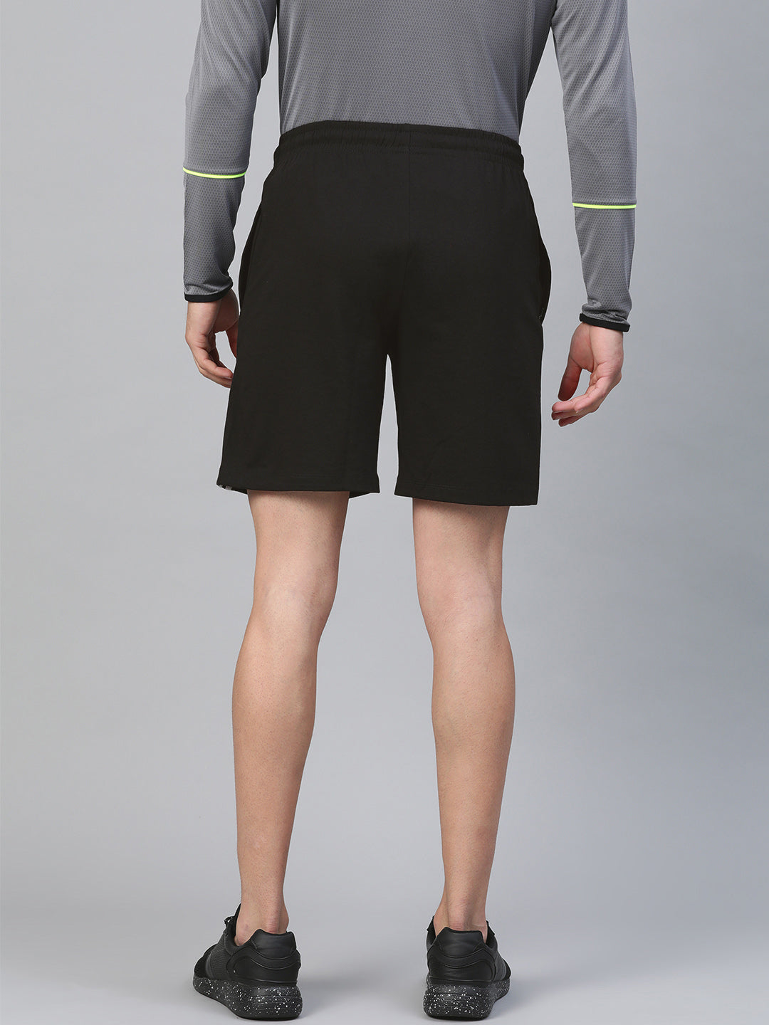 Alcis Men Black Solid Regular Fit Sports Shorts