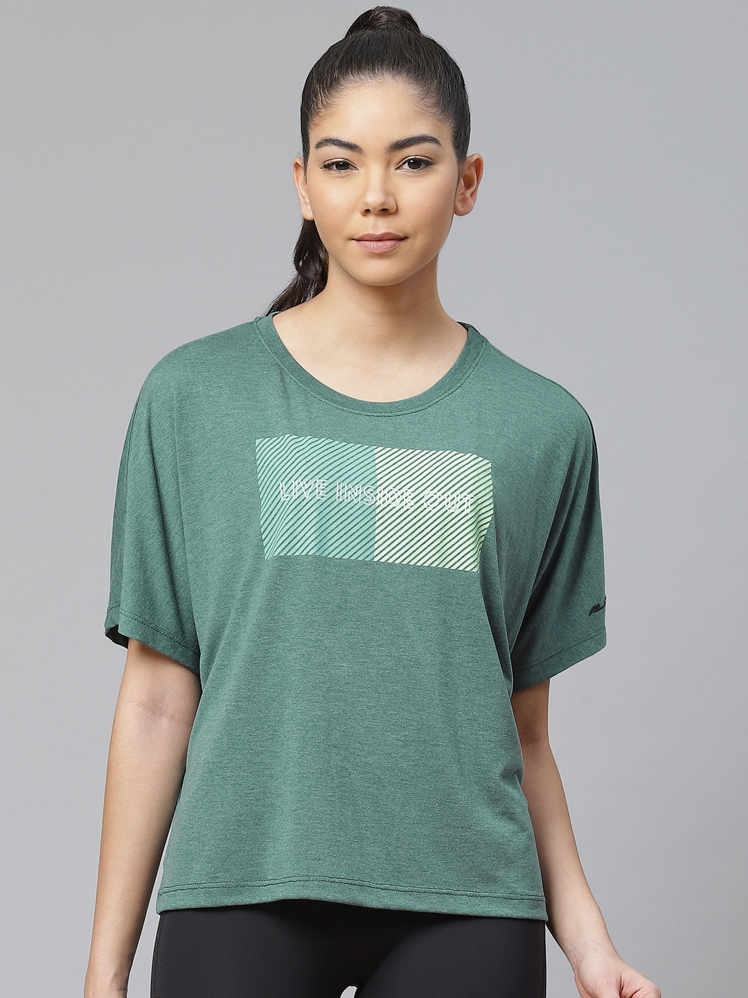 Alcis Women Green Printed Slim Fit Round Neck T-shirt