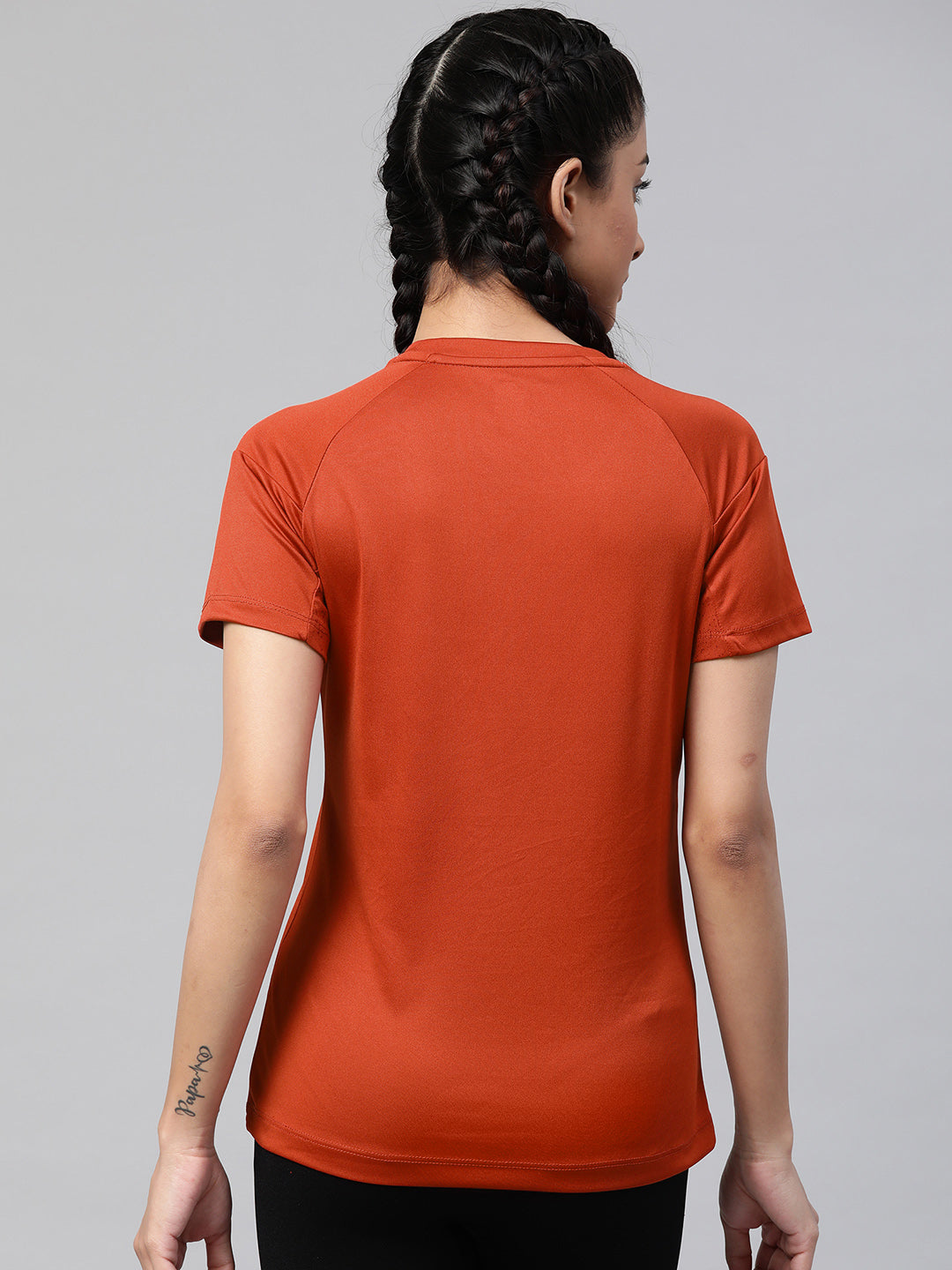 Alcis Women Rust Orange Printed Slim Fit Round Neck Tennis T-shirt
