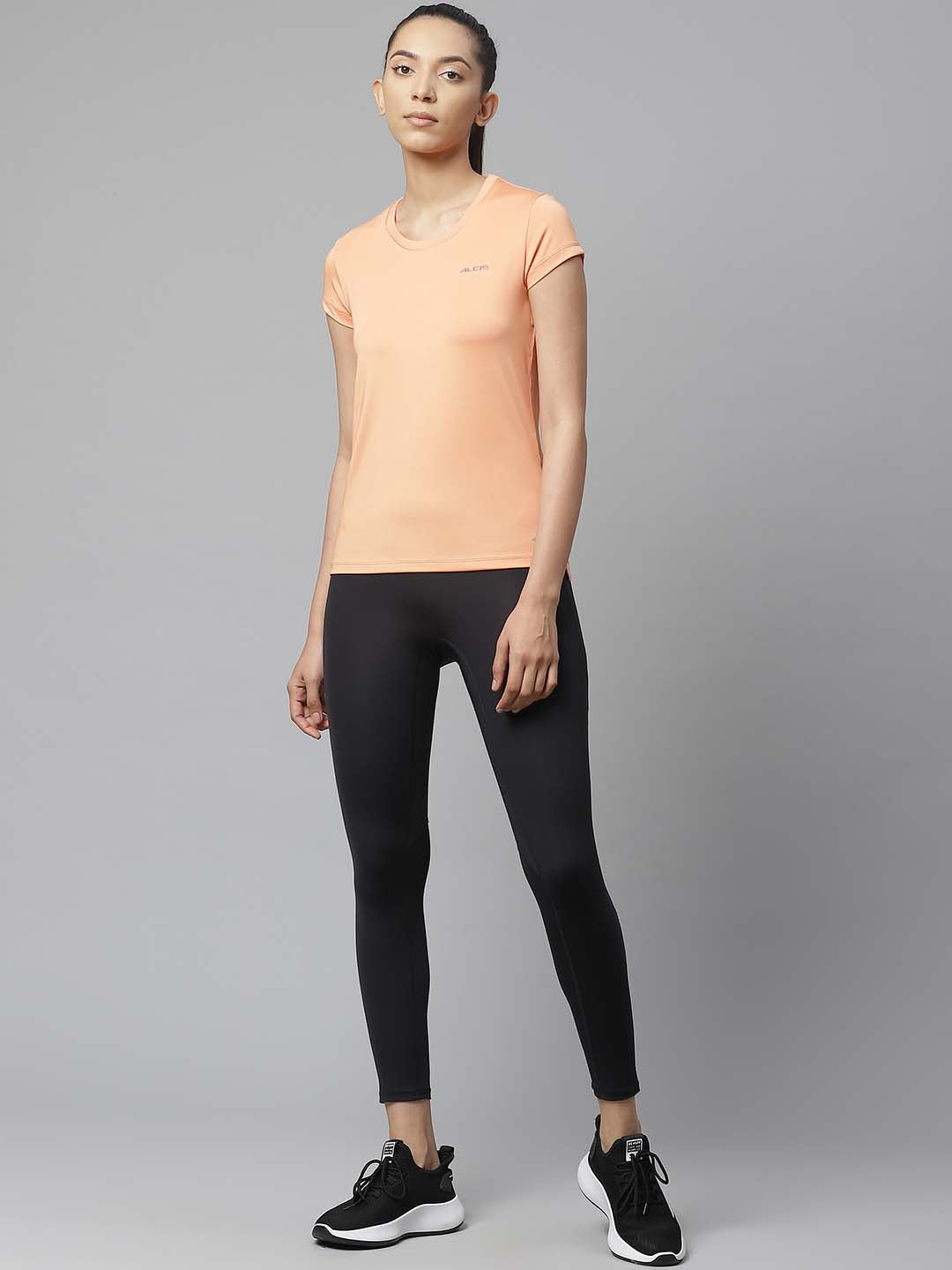 Alcis Women Peach-Coloured Slim Fit Solid Round Neck Running T-shirt