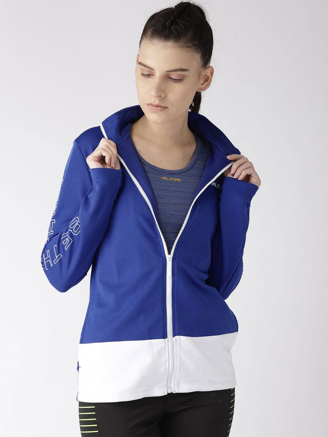Alcis Women Blue Solid Sporty Jacket
