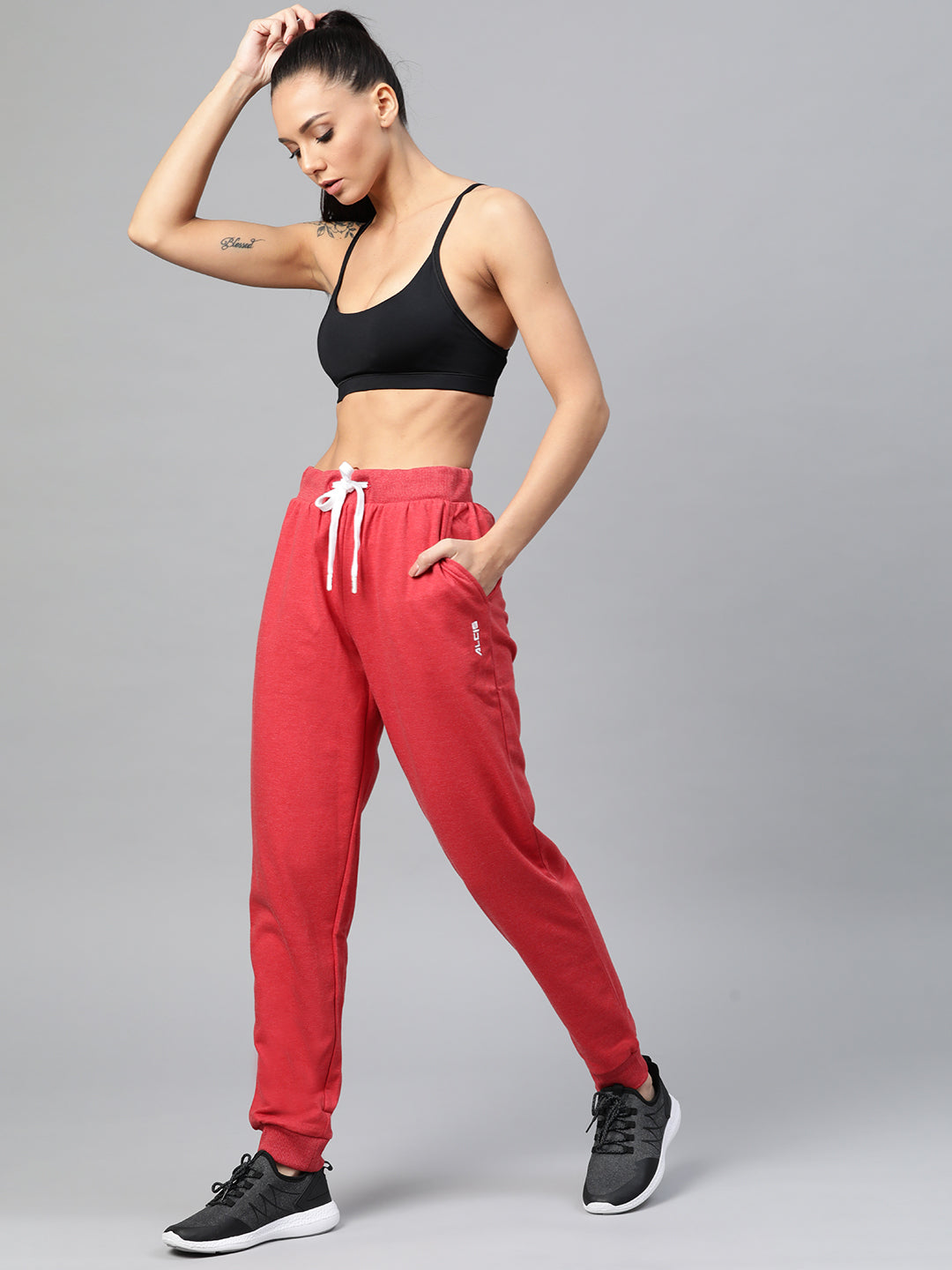 Alcis Women Red Slim Fit Solid Joggers