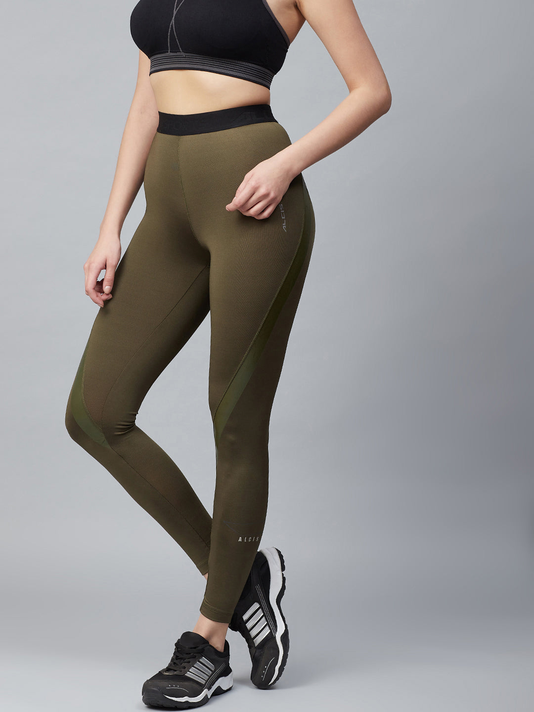 Alcis Women Olive Green Solid Knitted Running Tights