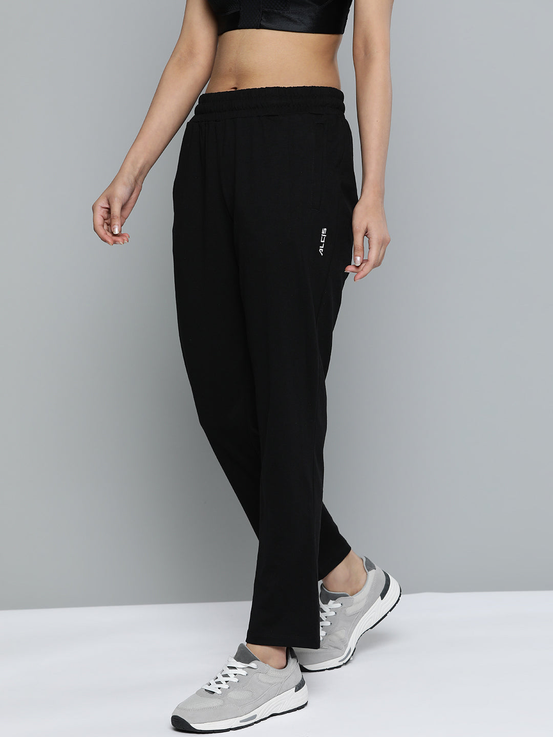 Alcis Women Black Solid Straight Fit Track Pants