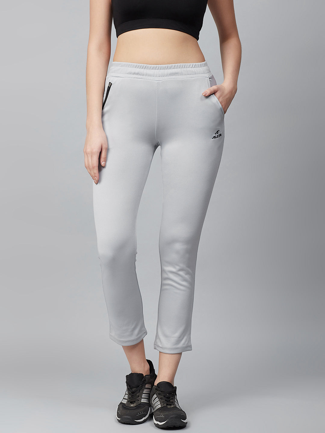 Alcis Women Grey Solid Cropped Track Pants