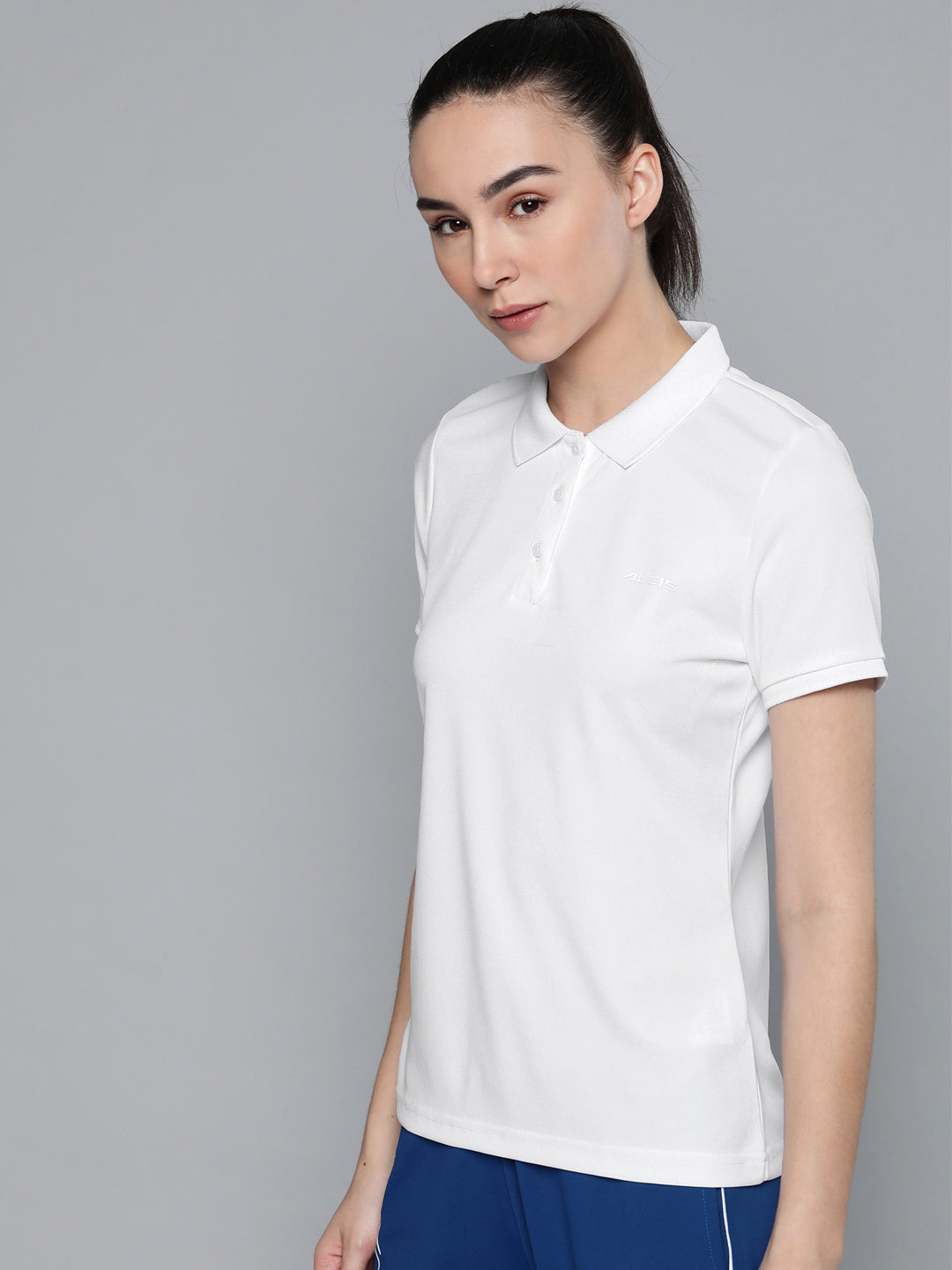 Alcis Women White Solid T shirts