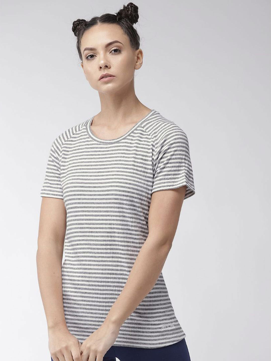 Alcis Women Black  Off-White Striped Round Neck T-shirt