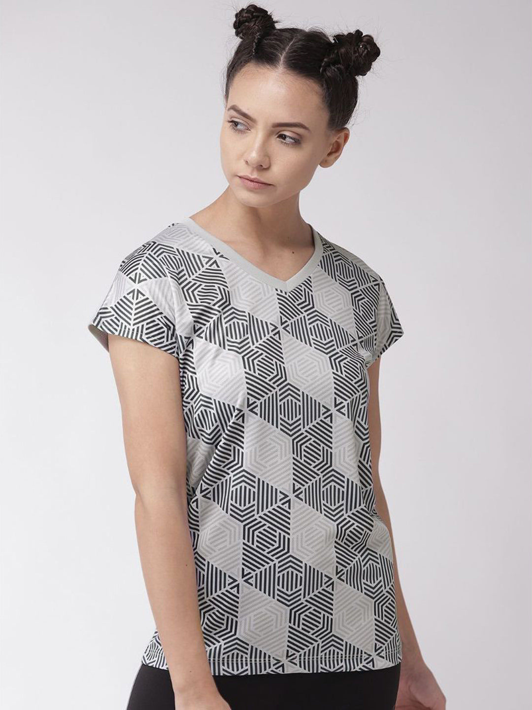 Alcis Women Grey  Black Printed V-Neck T-shirt