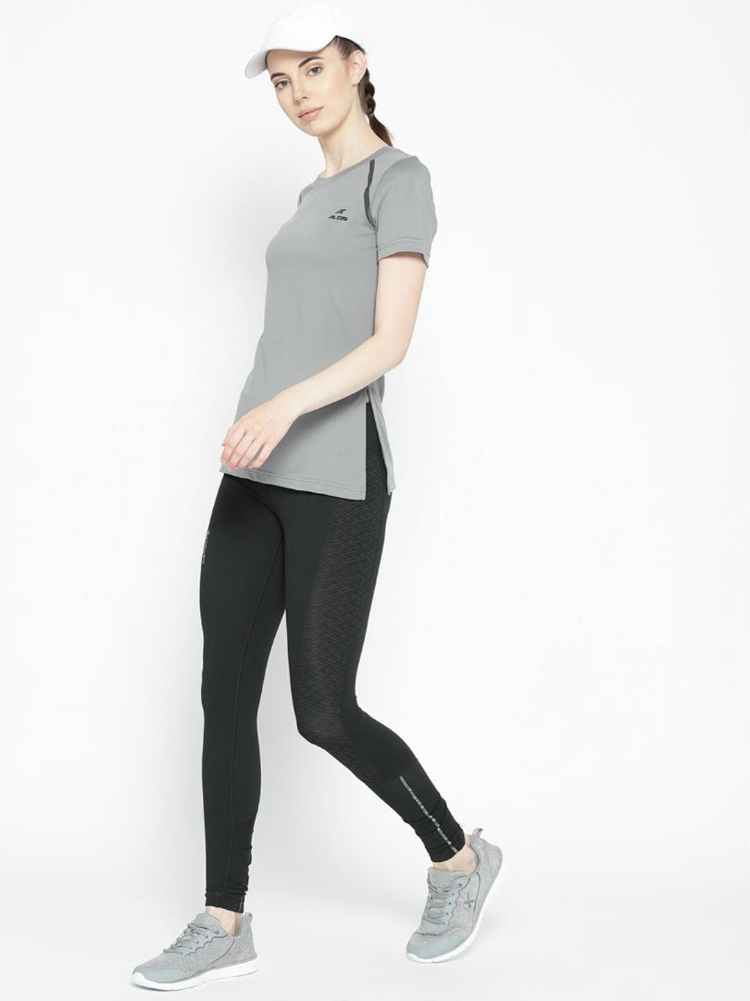 Alcis Women Grey Solid Slim Fit Round Neck T-shirt