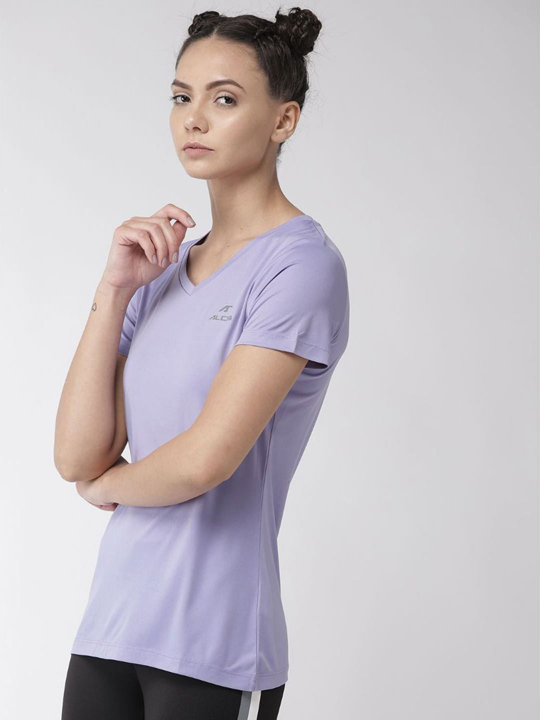 Alcis Women Lavender Solid V-Neck T-shirt
